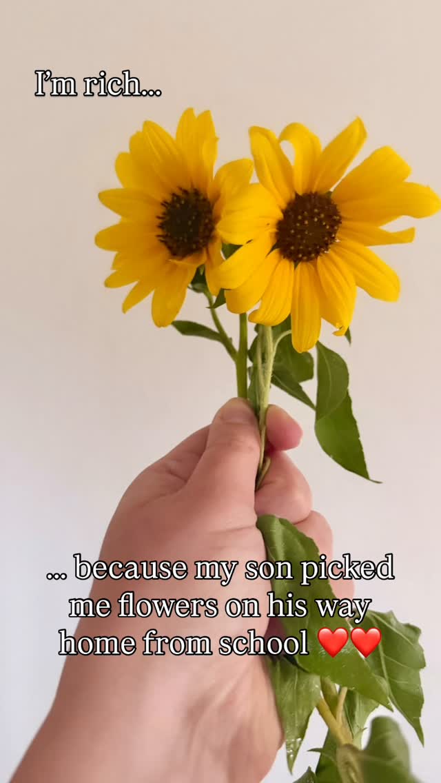 No…I’m not crying… ❤️😊 #happiness #proudmomma