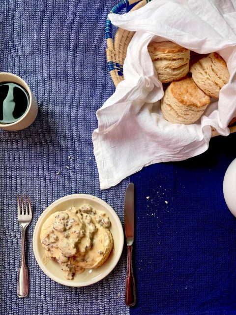 Biscuits and gravy are perfect for a slow Saturday morning… plus I have the cutest little helper for staging ❤️ Link in bio to my website with the recipes for both the biscuits and the sausage gravy! #homecooking #foodie #instafood #foodphotography #thegalleycollective